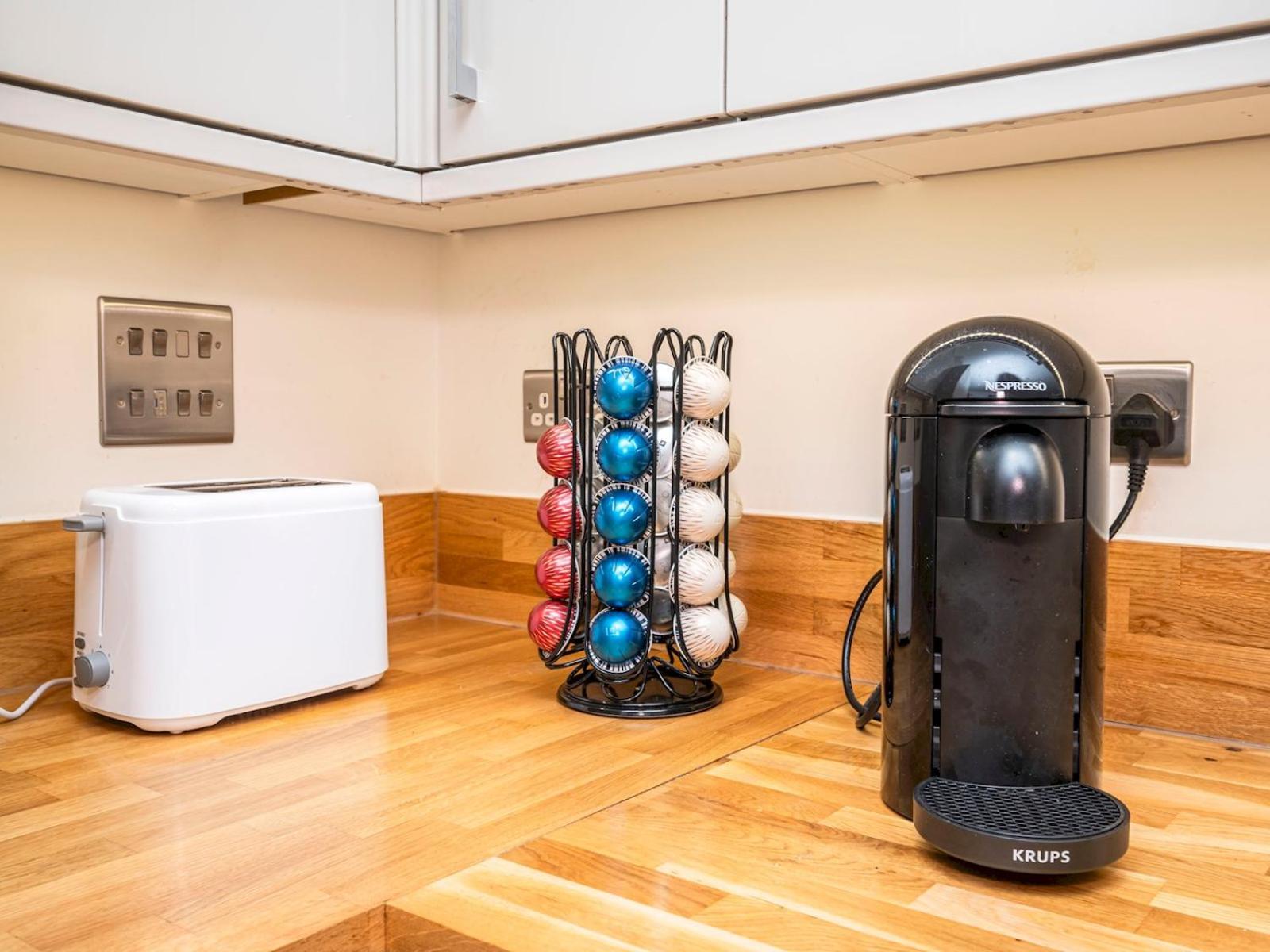 London Apartment Near Tower Bridge And Tube Pass The Keys Bagian luar foto